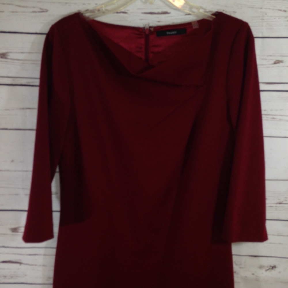 SOLD ~ Tahari Maroon Sleeve Sheath Dress Size 10 - Picture 2 of 7